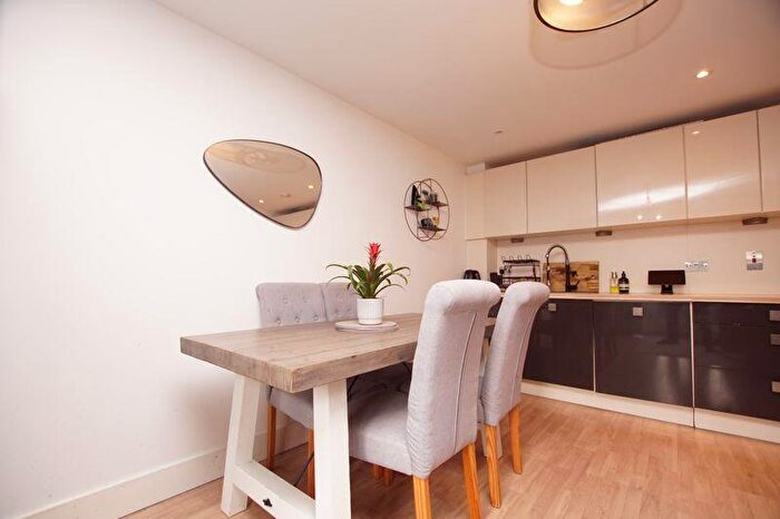 1 Bedroom Apartment For Sale In The Chandlers, Salt Meat Lane, Gosport, PO12