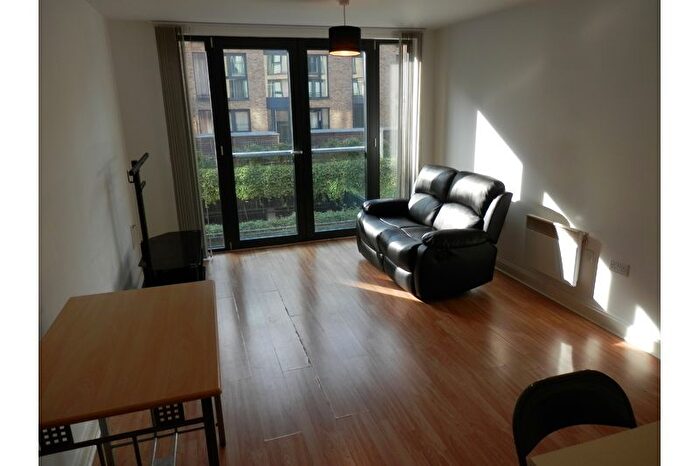 1 Bedroom Flat To Rent In Southside Apartments, St Johns Walk, City Centre, Birmingham, B5