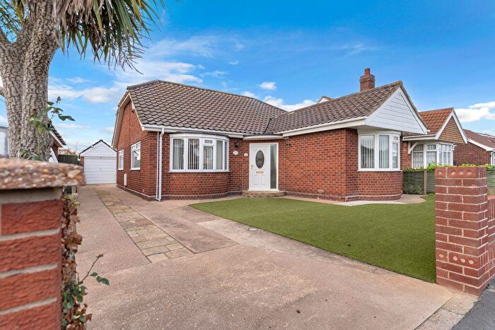 3 Bedroom Detached Bungalow For Sale In Coniston Crescent, Humberston, DN36
