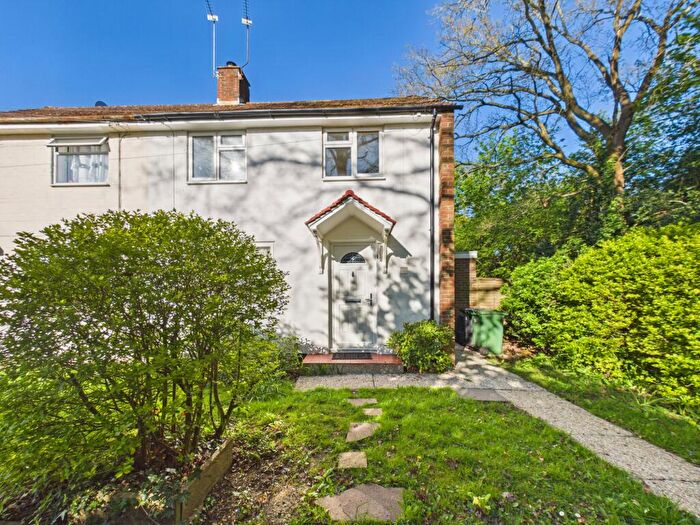 2 Bedroom End Of Terrace House For Sale In Whitedown Road, Tadley, RG26