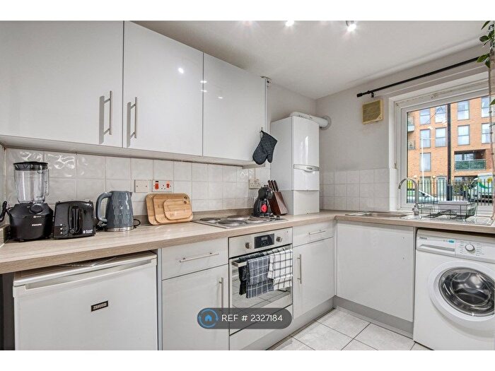 1 Bedroom Flat To Rent In Loughborough Park, London, SW9