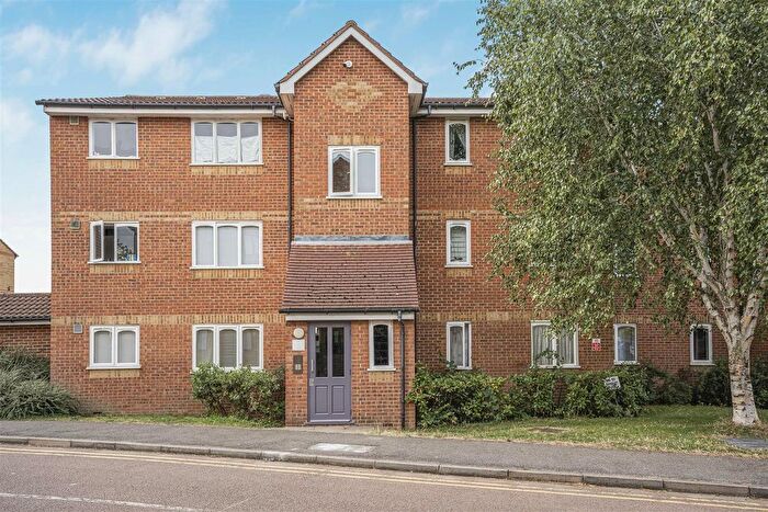 1 Bedroom Flat To Rent In Brindley Close, Wembley, HA0