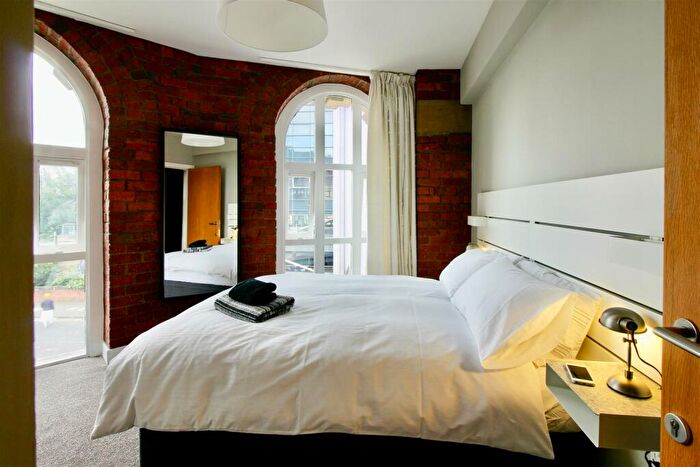 2 Bedroom Apartment To Rent In City Road, Newcastle Upon Tyne, NE1