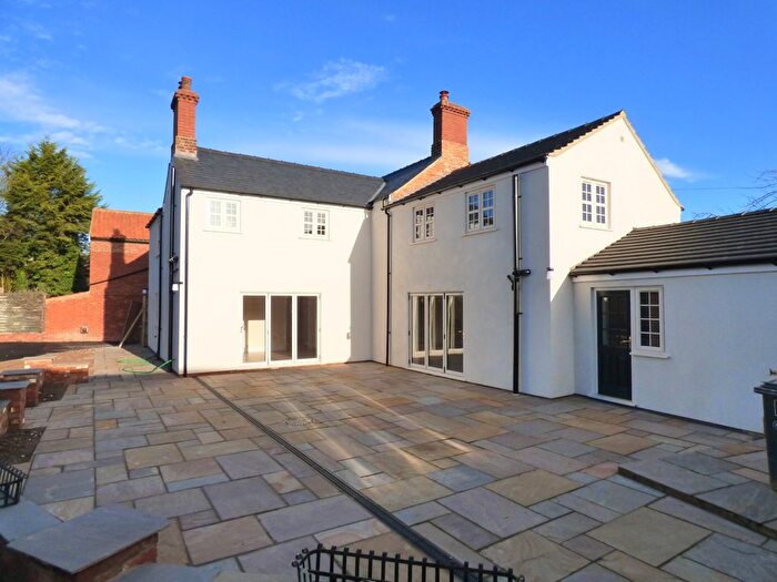 5 Bedroom Detached House To Rent In High Street, North Kelsey, LN7
