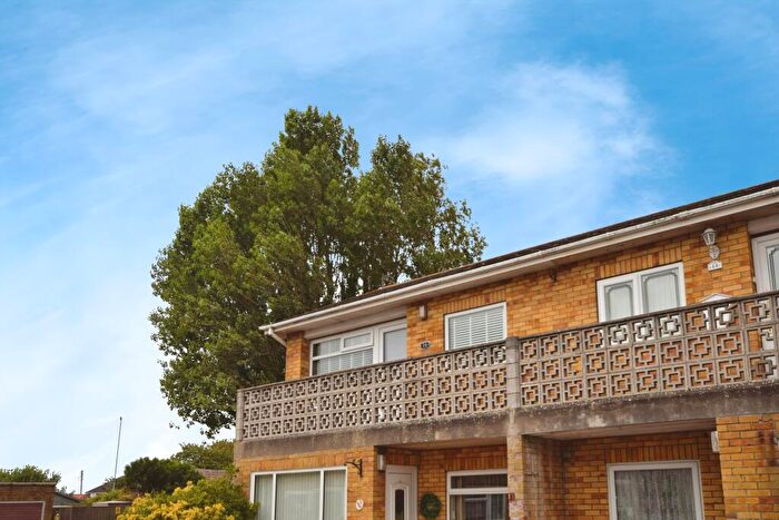 2 Bedroom Flat For Sale In Sunningdale Close, Chapel St Leonards, PE24