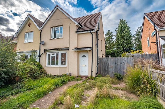 3 Bedroom Semi Detached House For Sale In Perryfields Crescent, Bromsgrove, Worcestershire, B61
