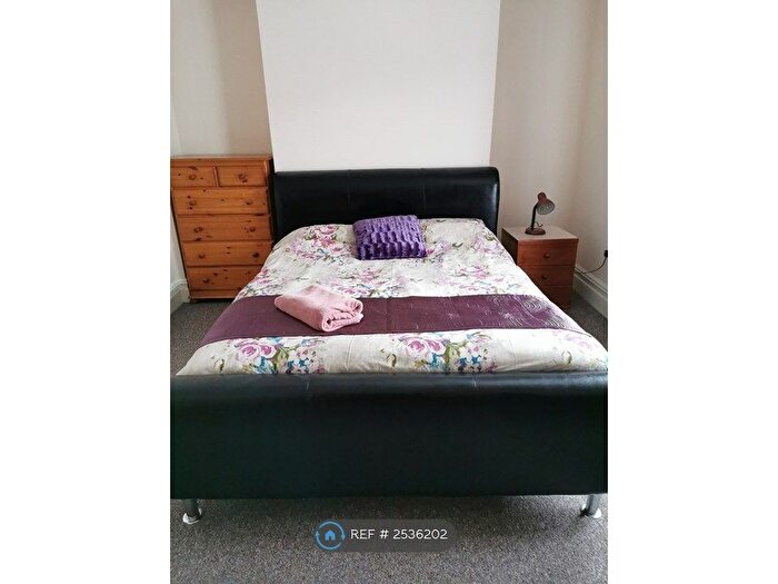 4 Bedroom Terraced House To Rent In Alexandra Terrace, Brynmill, Swansea, SA2