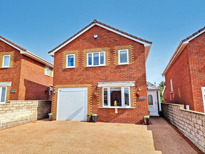 3 Bedroom Detached House For Sale In Austin Close, Newton, Porthcawl, CF36