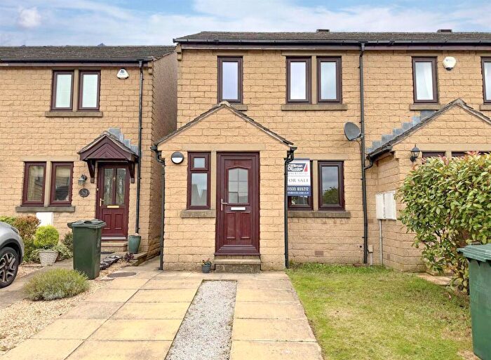 3 Bedroom Mews For Sale In Airedale Mews, Silsden, BD20