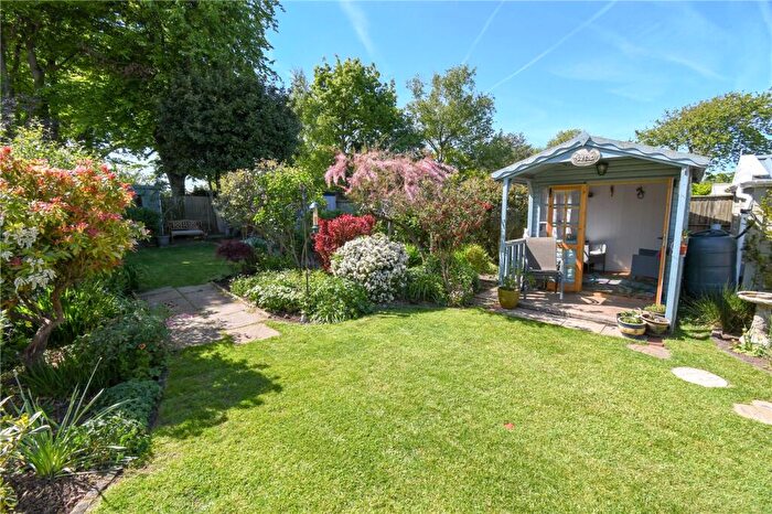 3 Bedroom Bungalow For Sale In Irby Road, Irby, Wirral, CH61