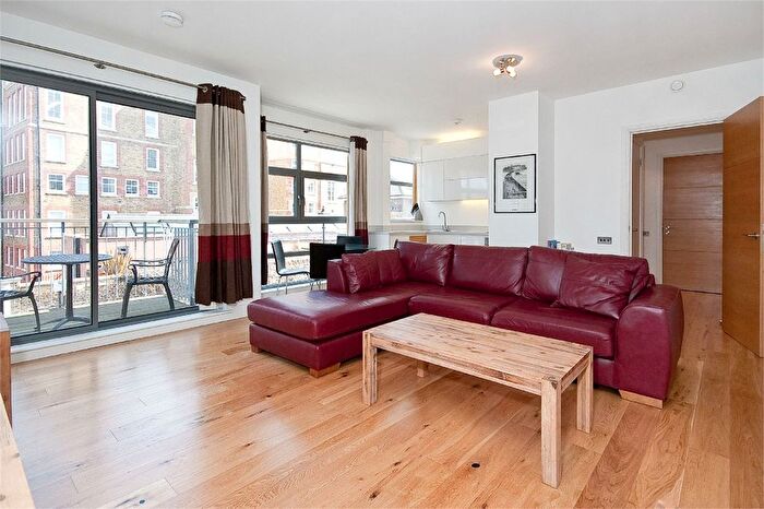 1 Bedroom Flat To Rent In Bowling Green Lane, Clerkenwell, EC1R