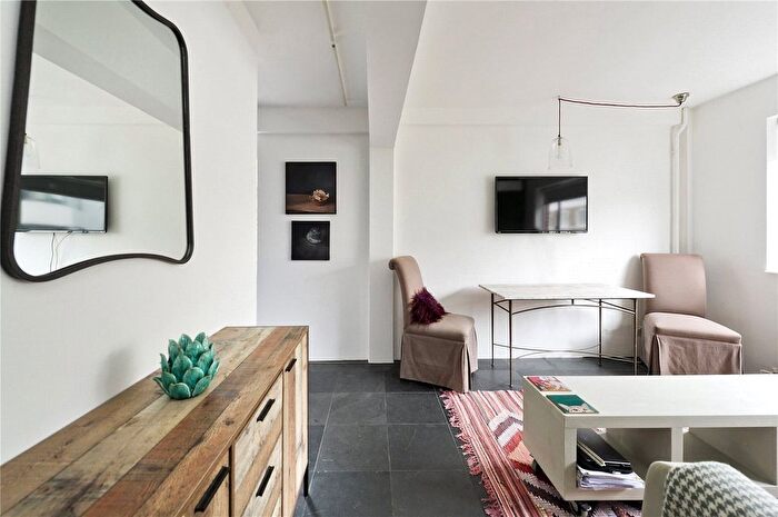 1 Bedroom Flat To Rent In St. Lukes Road, London, W11