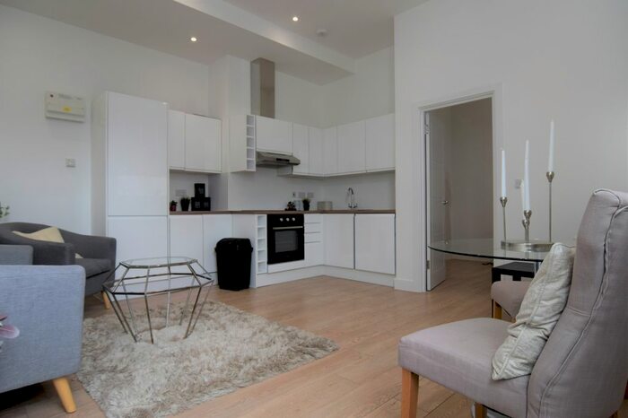 1 Bedroom Flat To Rent In Buckingham Street, Aylesbury, HP20