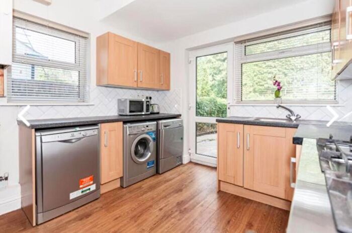 7 Bedroom Private Halls To Rent In Malefant Street, Cathays, CF24