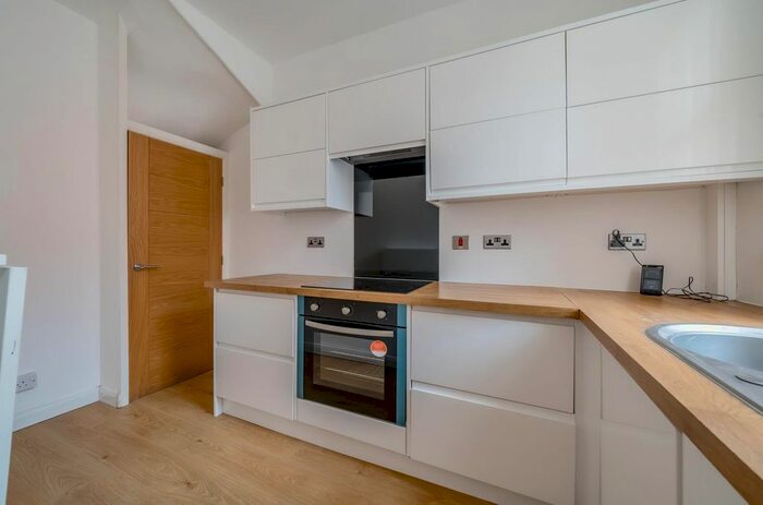 2 Bedroom Terraced House To Rent In Claremont Place, Armley, LS12