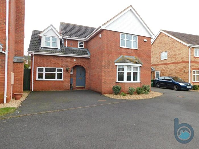 4 Bedroom Detached House To Rent In Bentley Avenue, Yaxley, Peterborough, PE7