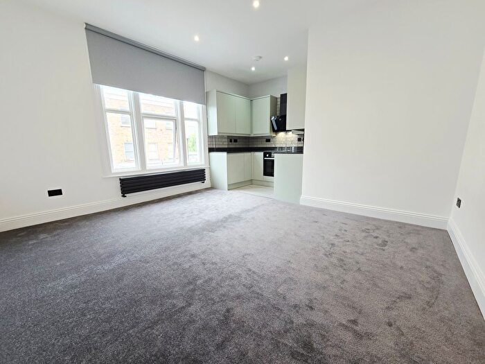 2 Bedroom Flat To Rent In Marlborough Road, London, N19