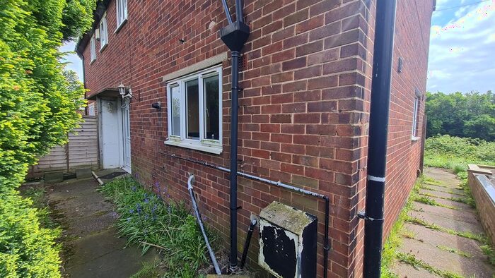 3 Bedroom Semi-Detached House To Rent In Cobham Parade, Leeds Road, Outwood, Wakefield, WF1