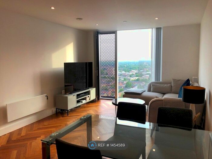 2 Bedroom Flat To Rent In Owen Street, Manchester, M15