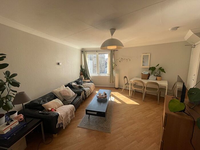 4 Bedroom Flat To Rent In Abbey Court, St. Andrews, KY16