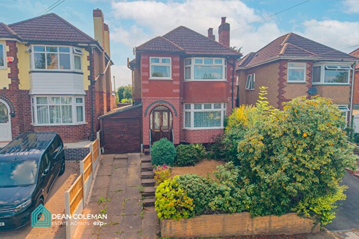 3 Bedroom Detached House For Sale In Midhurst Road, Kings Norton, B30