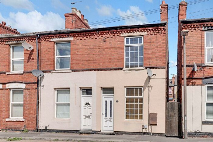 2 Bedroom End Of Terrace House For Sale In Wallet Street, Netherfield, NG4