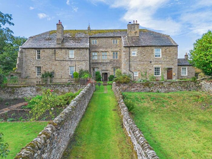 5 Bedroom Terraced House For Sale In Stanhope, Bishop Auckland, DL13