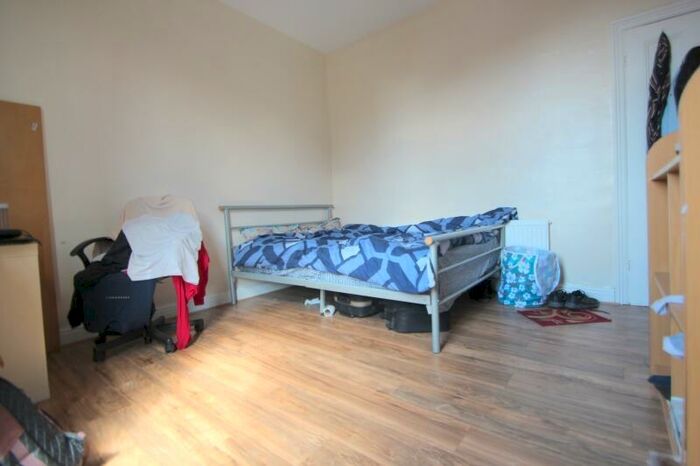 3 Bedroom Terraced House To Rent In Harold Terrace, Hyde Park, Leeds, LS6
