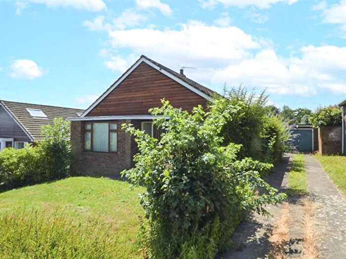 3 Bedroom Bungalow For Sale In Cedar Avenue, Malvern, Worcestershire, WR14