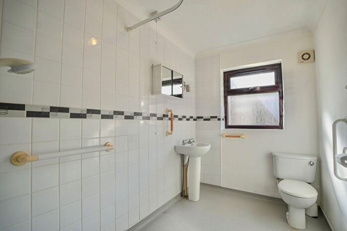 2 Bedroom Detached Bungalow For Sale In Hamilton Close, North Walsham, NR28