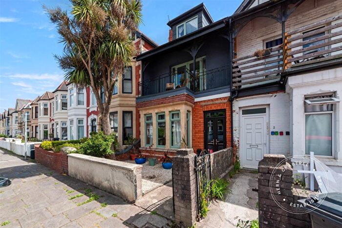 5 Bedroom Terraced House For Sale In Kingsland Road, Victoria Park, Cardiff, CF5