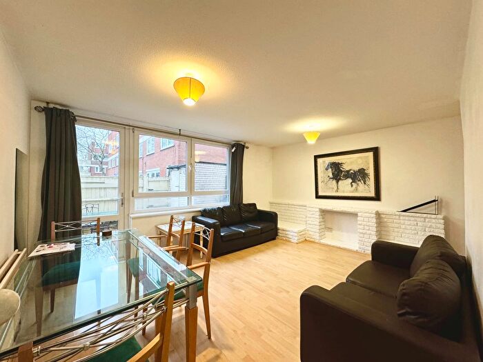 3 Bedroom Semi-Detached House To Rent In Surrey Lane, London, SW11