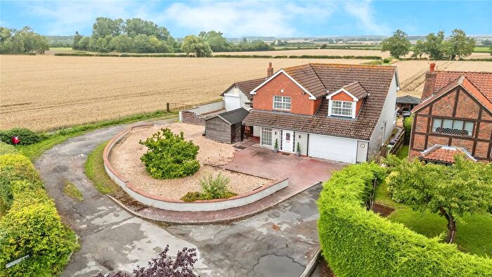 3 Bedroom Detached House For Sale In High Street, Kexby, Gainsborough, Lincolnshire, DN21