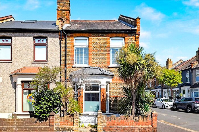 2 Bedroom End Terrace House For Sale In Bunyan Road, Walthamstow, London, E17