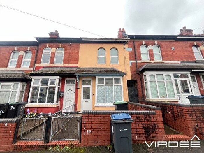 3 Bedroom Terraced House For Sale In Hamilton Road, Handsworth, West Midlands, B21