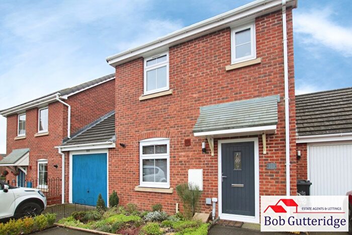 3 Bedroom Detached House For Sale In Sutton Avenue, Silverdale, Newcastle, ST5