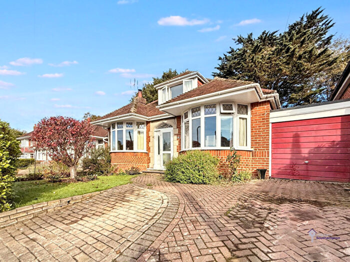 3 Bedroom Bungalow For Sale In Bitterne, SO19