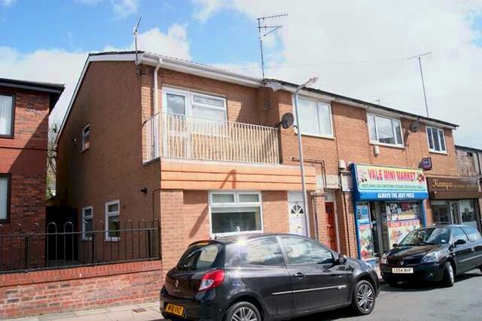 2 Bedroom Flat To Rent In Vale Road, Woolton, Liverpool, L25