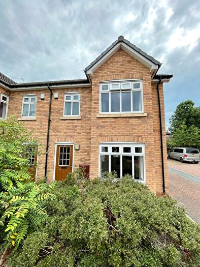 3 Bedroom Semi-Detached House For Sale In Waterside Drive, Frodsham, WA6