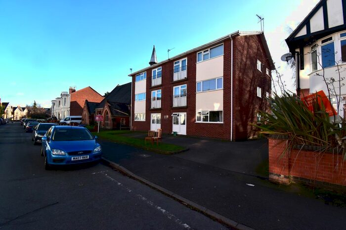 2 Bedroom Flat To Rent In Vodena Court, Heath Terrace, Leamington Spa, Warwickshire, CV32