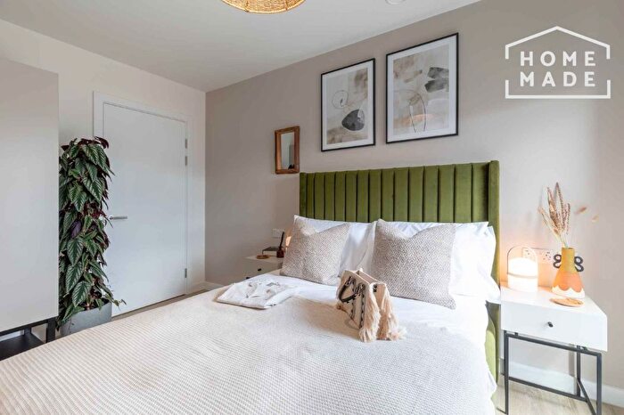 3 Bedroom Flat To Rent In Sheffield, S1