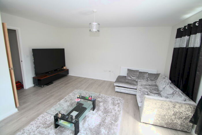 2 Bedroom Apartment To Rent In Corner House, Caterham, CR3