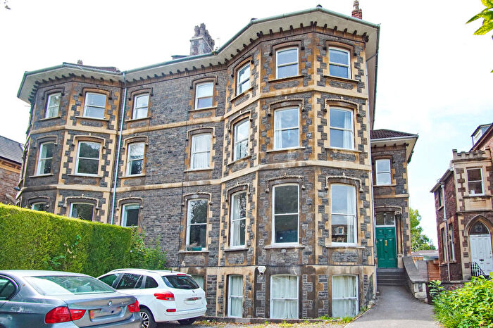 2 Bedroom Flat To Rent In Elmdale Road, Clifton, BS8