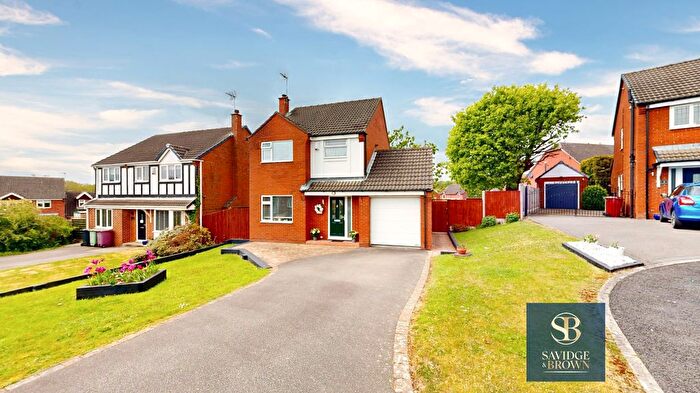 3 Bedroom Detached House For Sale In The Brunnen, South Normanton, DE55