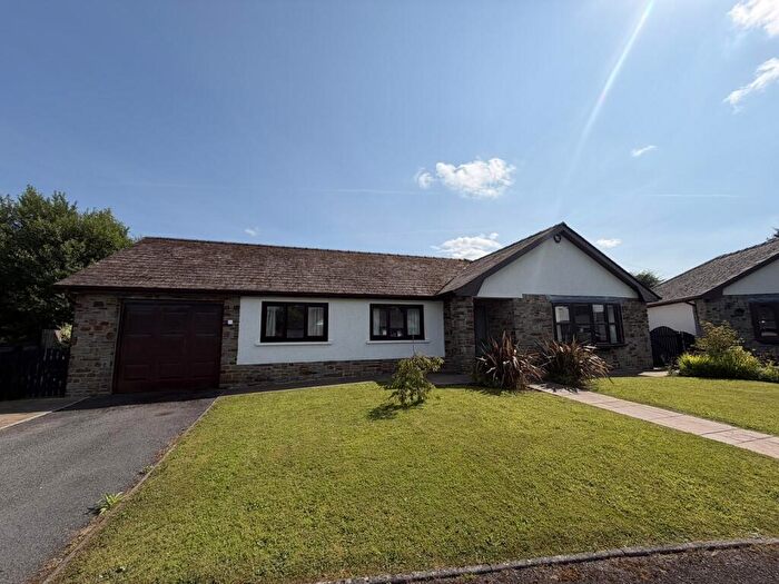 3 Bedroom Detached House For Sale In Parc Cawdor, Ffairfach, Llandeilo, Carmarthenshire., SA19