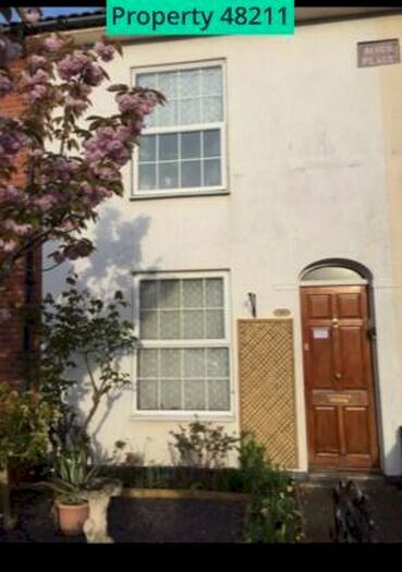 3 Bedroom Terraced House To Rent In Village Road, Gosport, PO12