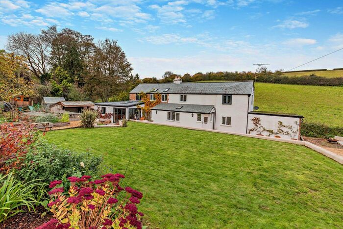 4 Bedroom Detached House For Sale In Ide, Exeter, EX2