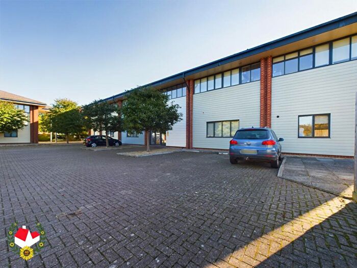 2 Bedroom Flat For Sale In Falcon Close, Quedgeley, GL2
