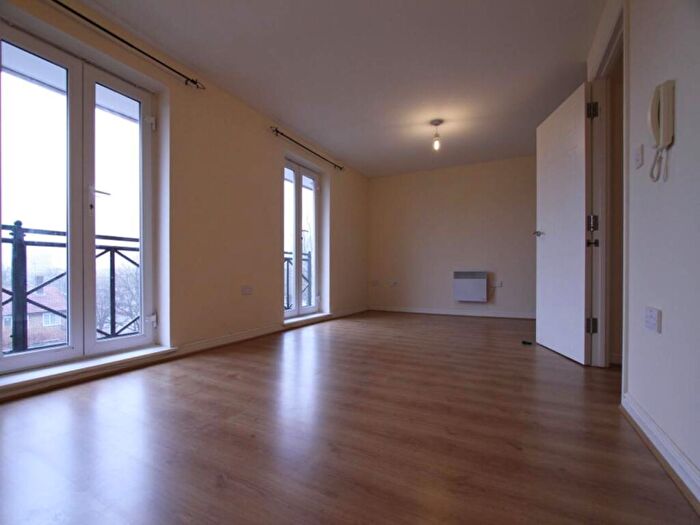 1 Bedroom Flat To Rent In Hermitage Close, Abbeywood, London, SE2