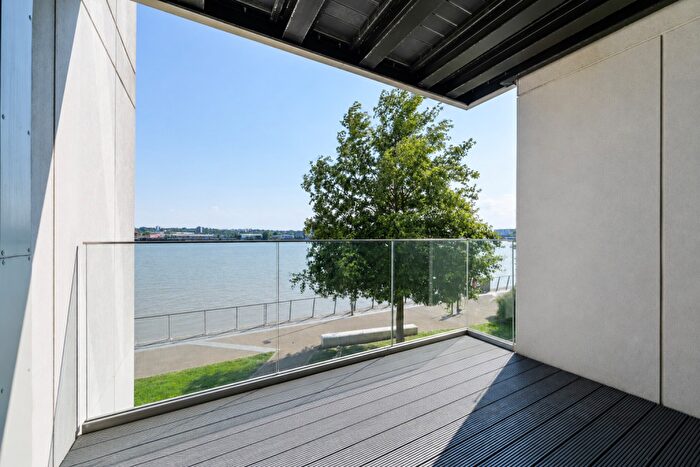 3 Bedroom Apartment For Sale In Liner House, Royal Wharf, E16